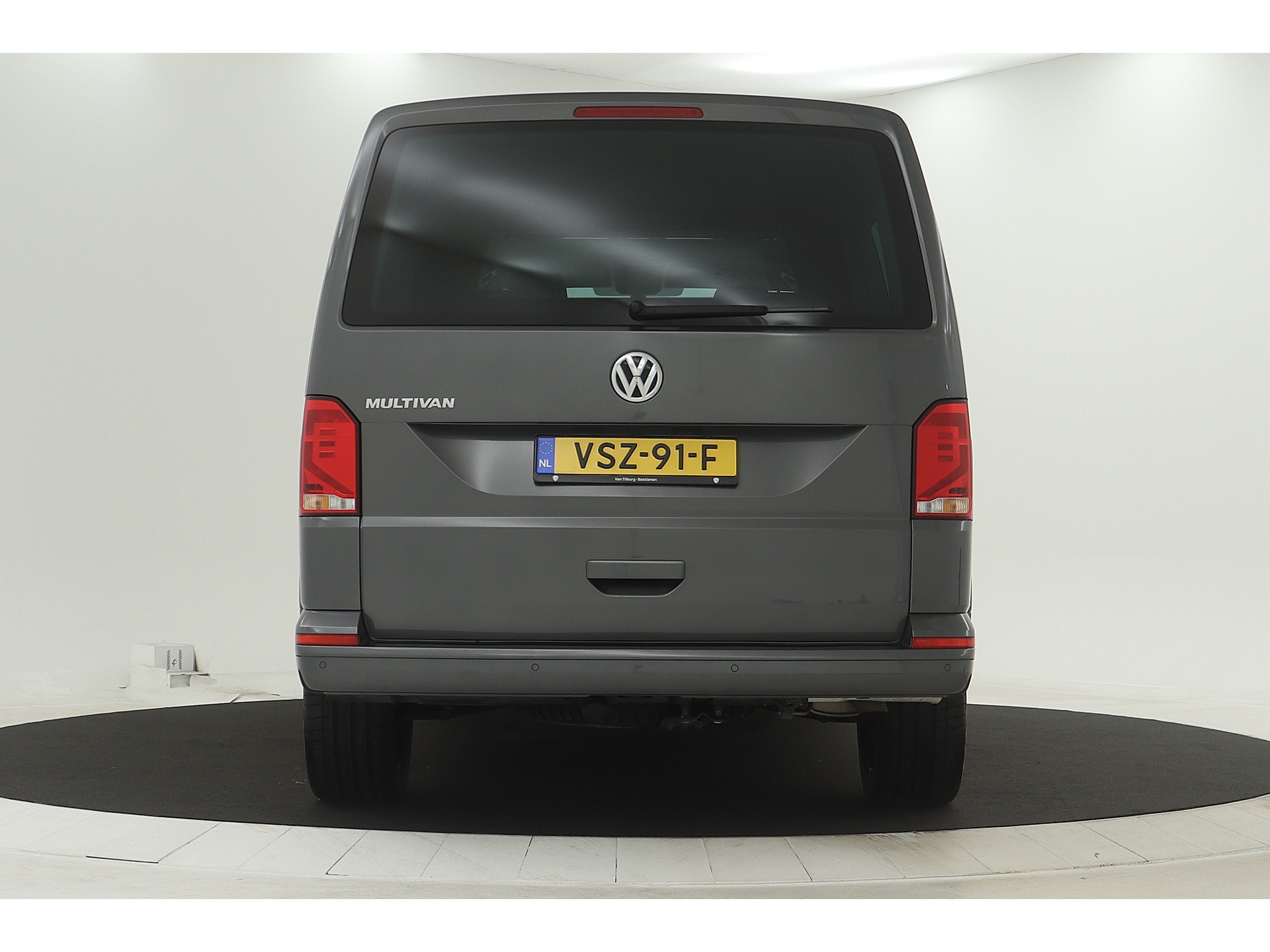 Volkswagen - Transporter 2.0 TDI 150 pk DSG L2H1 DC Multivan - 2022