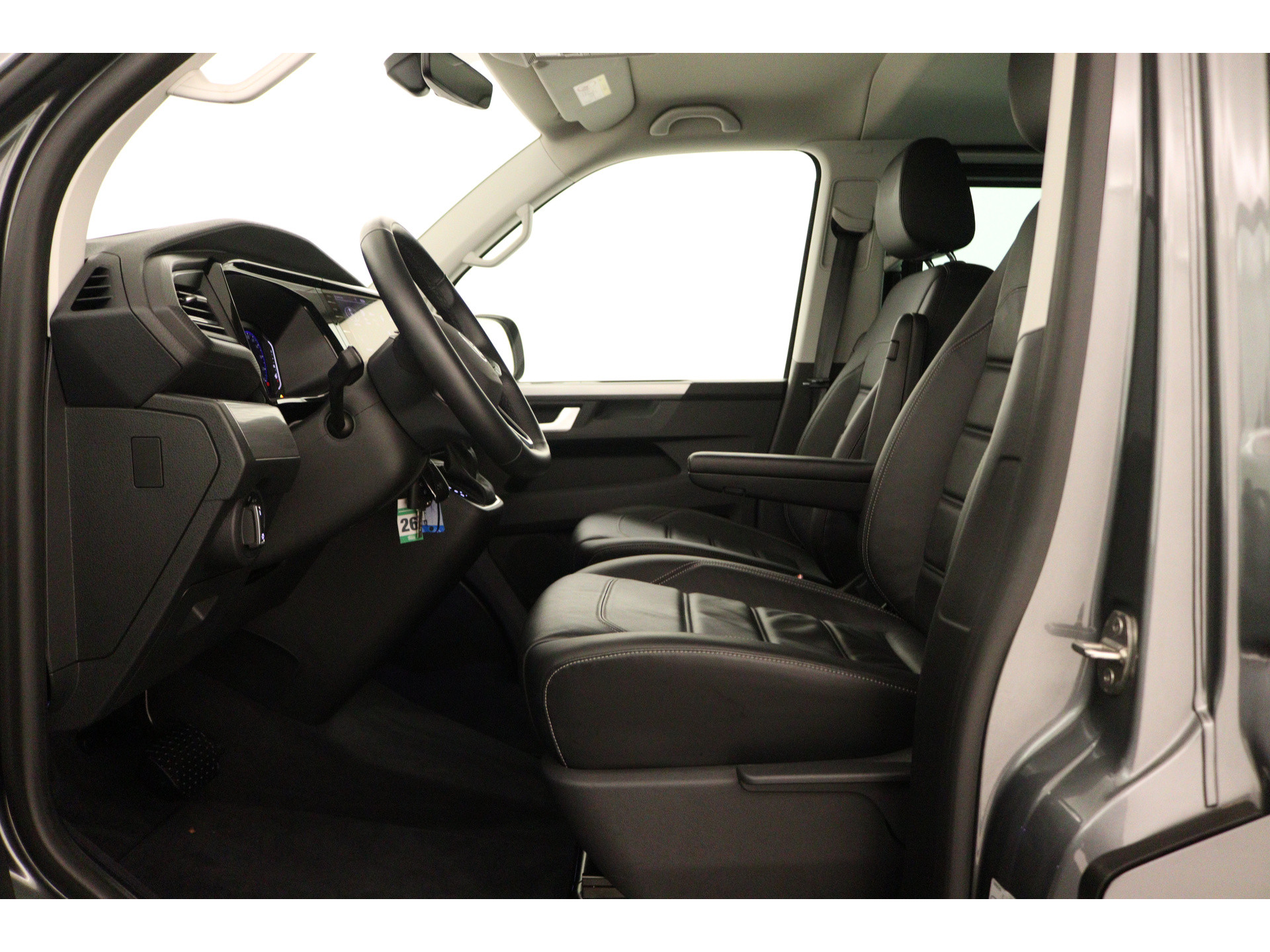 Volkswagen - Transporter 2.0 TDI 150 pk DSG L2H1 DC Multivan - 2022