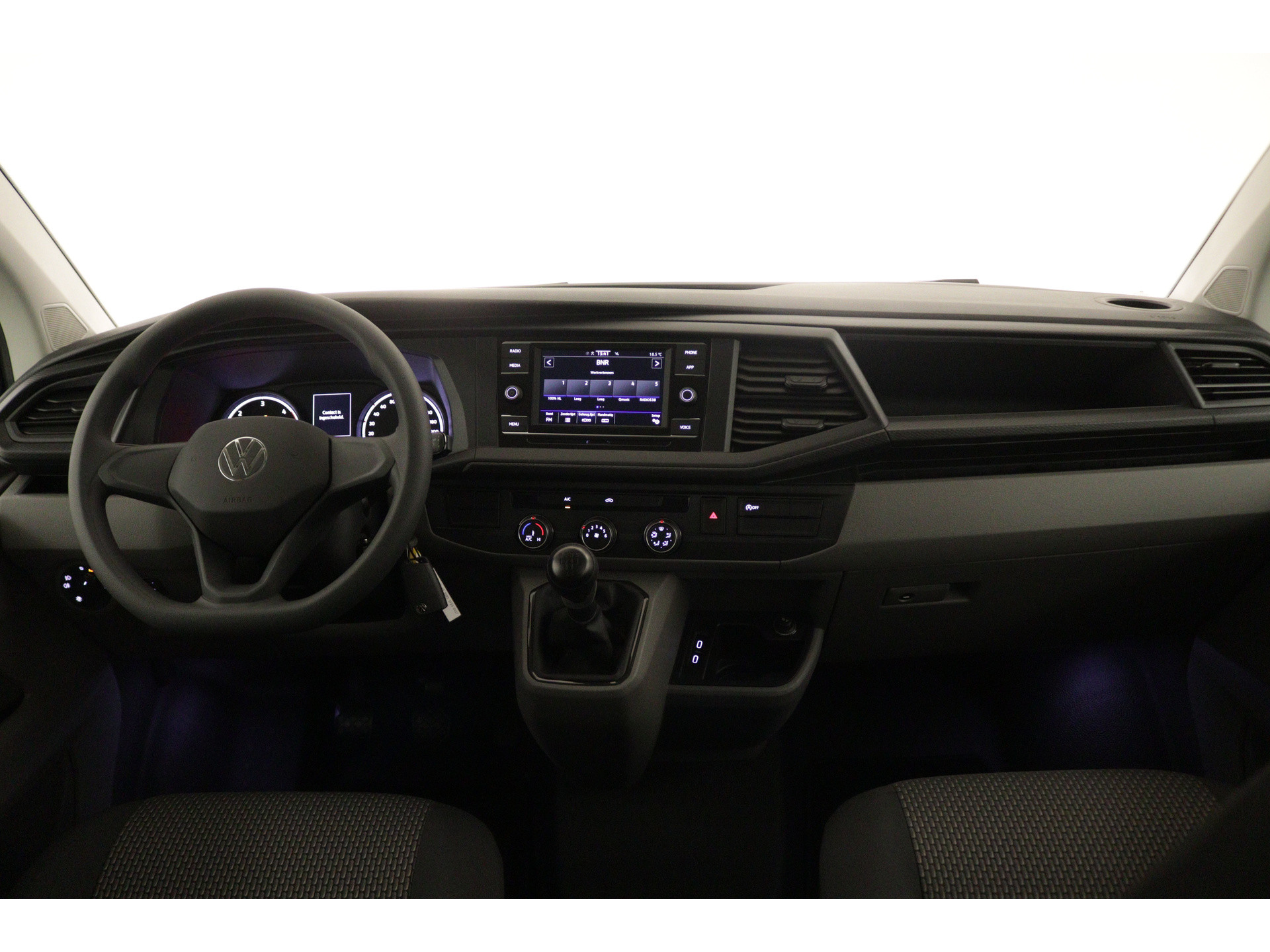Volkswagen - Transporter 2.0 TDI L2H1 28 Comfortline - 2023