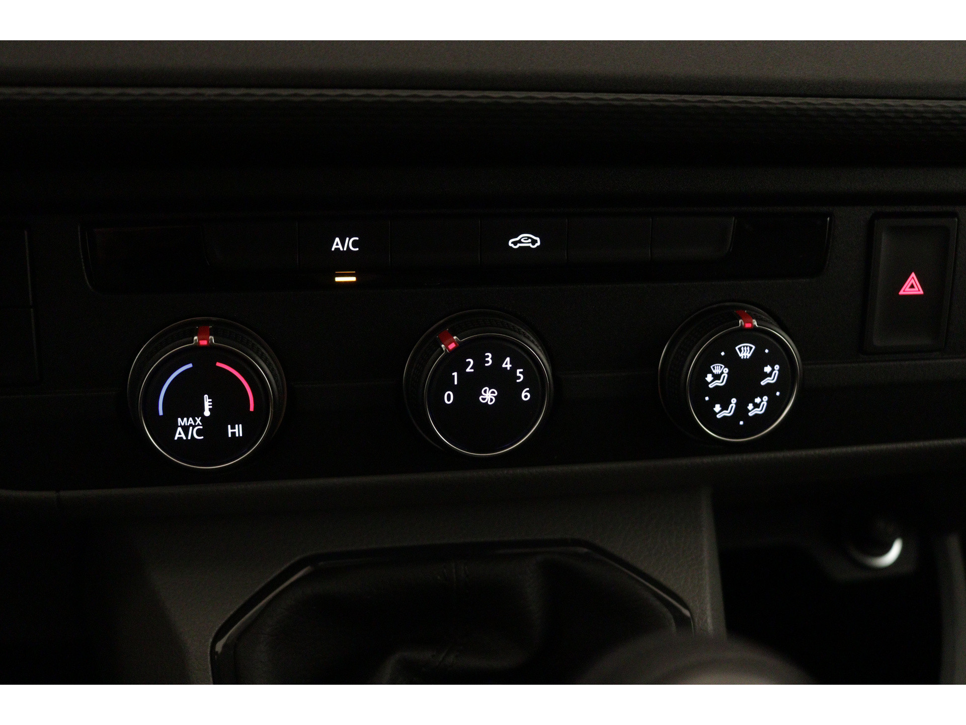 Volkswagen - Transporter 2.0 TDI L2H1 28 Comfortline - 2023