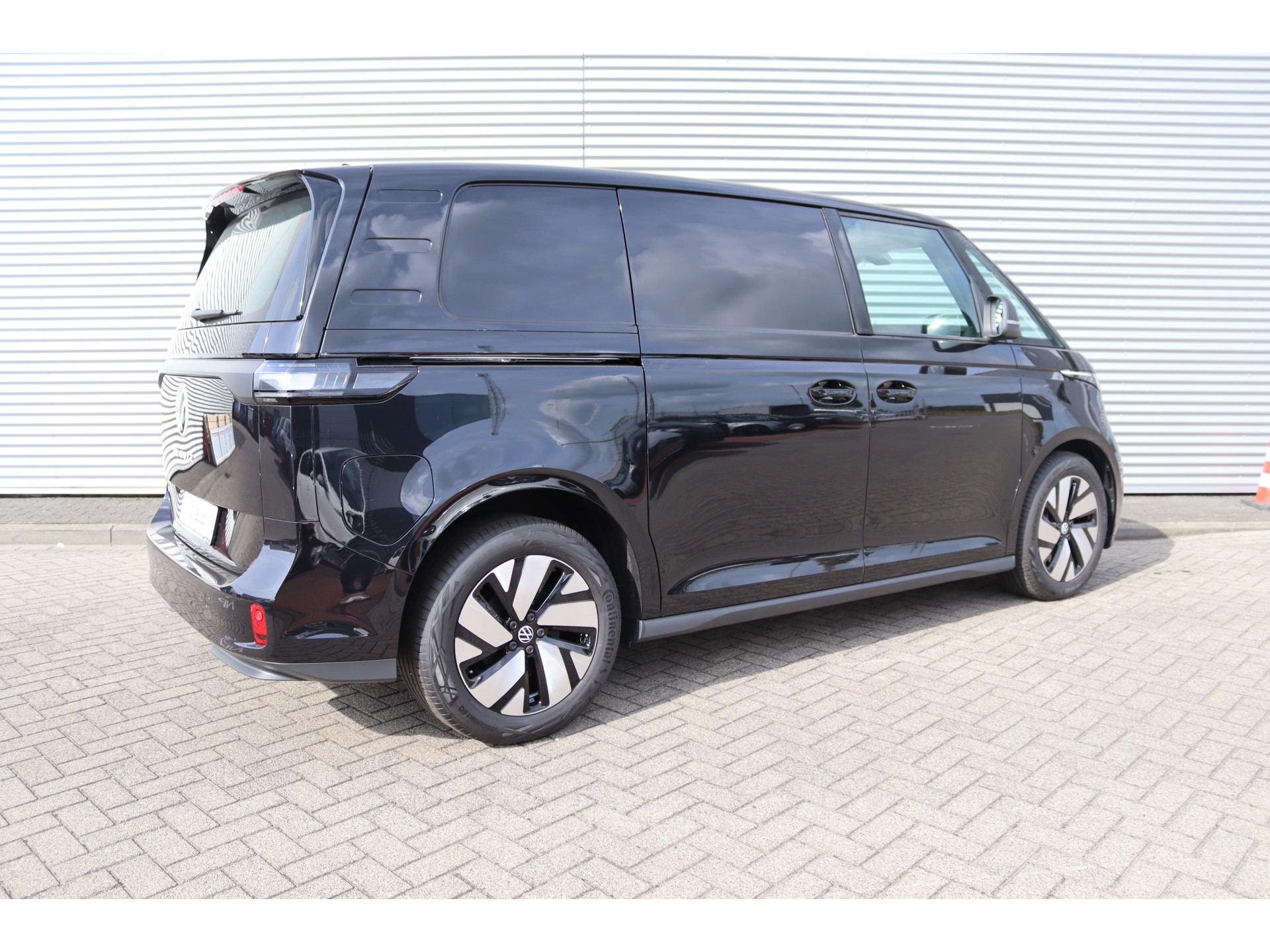 Volkswagen - ID. Buzz Cargo L1H1 77 kWh - 2023