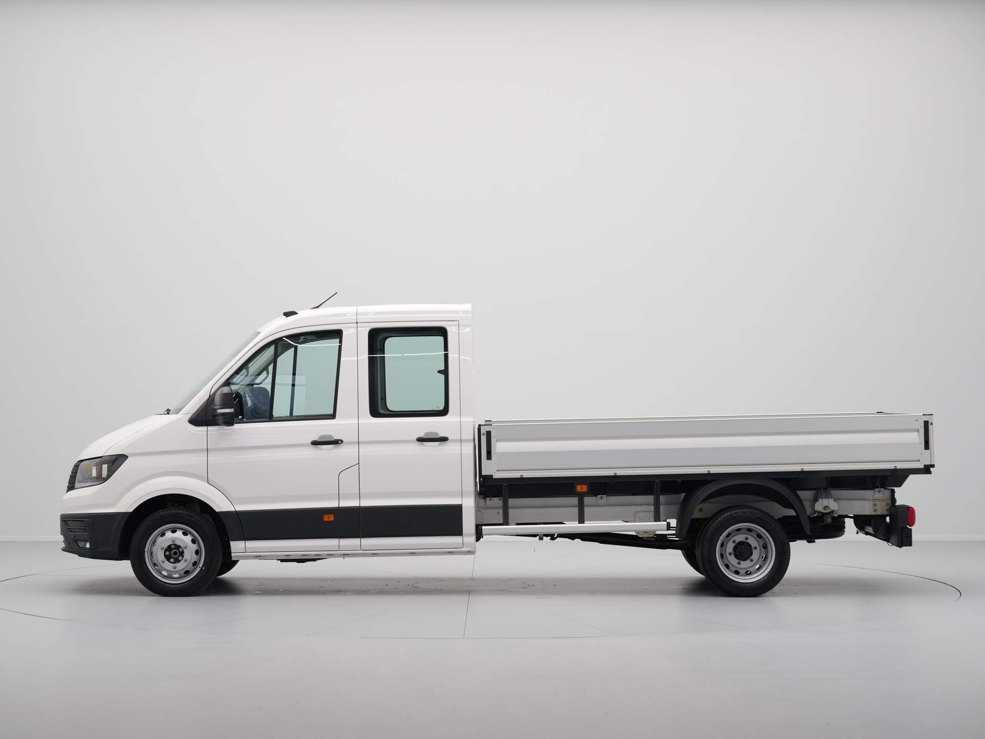 Volkswagen - Crafter Pick-Up 2.0 TDI 120kW 164PK GVW 5.0T L4 DL DC Highline EURO VI RWD - 2024
