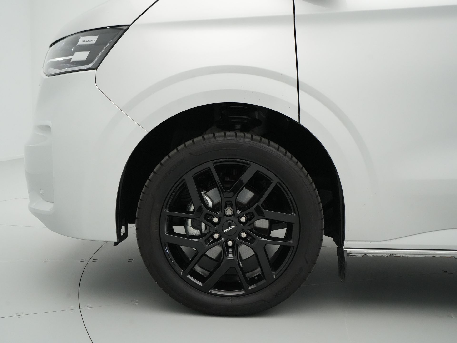 Volkswagen - Transporter 2.0 TDI 125kW 170PK L2H1 Bulli AUT - 2024